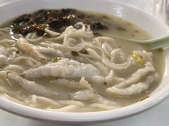 -明呈黄鱼面馆(斜土路店)