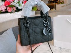 -Dior迪奥(上海世茂广场店)