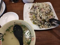 -舒蔡记生煎菜饭(云南中路店)