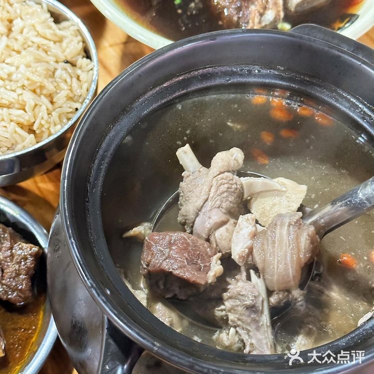 泉州探店｜本地人都爱吃的一碗咸饭