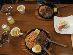 -许榴香西餐厅(台东步行街店)