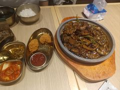 -梨花牛肉汤饭(仁恒伊势丹店)