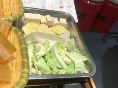 -超越炭火牛蛙火锅鸡(河东店)
