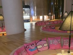 -涨巢·潮玩水疗局