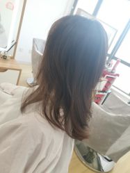 -E.L.K造型momopark店