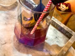 紫菠萝蝶豆花白茶气泡汁-The Rug Cafe(王府中环店)