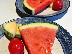 -八府香鸭·啫啫煲(华山路店)