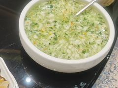 -山明水秀大饭店