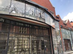 -钟书阁(松江泰晤士小镇店)