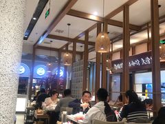 -三人行骨头王火锅(长寿店)