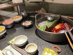 -三出山火锅(南京万象天地店)