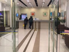 -莫泰酒店(上海虹桥北新泾地铁站天山路店)