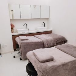 -微笑雨嘉造型护肤