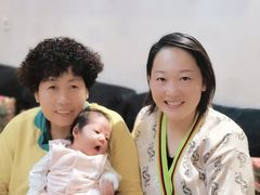 -爱月宝月嫂·育儿嫂