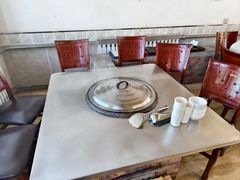 -粘豆包柴火铁锅炖