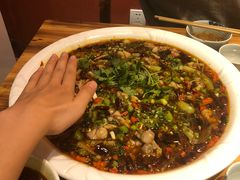 -自贡盐帮菜·玩辣餐厅(樱花园西街店)
