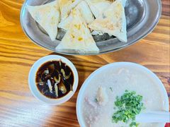 -洲心明记烧肉大粥(总店)