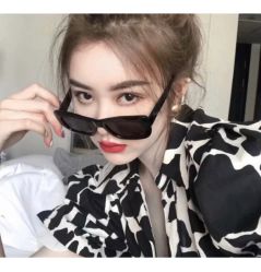 -AYO SALON