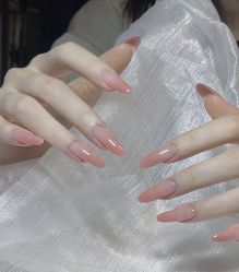 -桃色美甲沙龙