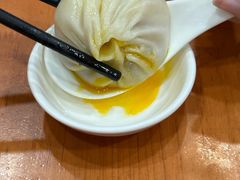 -莱莱小笼·乔艾