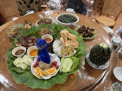 -沐毫傣泐云南菜孔雀宴•手抓饭傣味烧烤(曼听公园店)