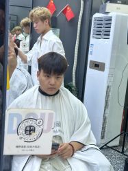 -藤野造型专业烫染接发