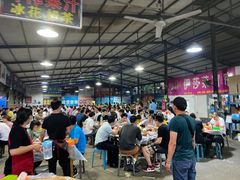 大堂-五七小李子油焖大虾(总店)