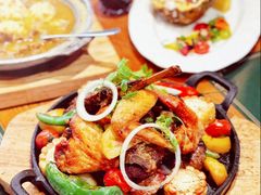 -米德维奇俄式西餐厅(西六道街店)