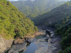 -燕子河大峡谷天坑仙境