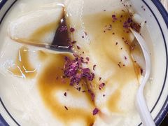 -云阿蛮云南生烫牛肉米线(奉贤路店)