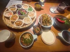 -包整·丝娃娃(一览甲秀楼风景店)