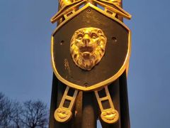 -滴血救世主教堂