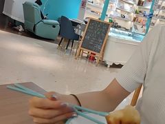 -小杨生煎(金山百联购物中心3楼店)