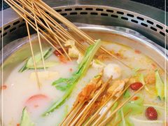 -佰人王串串香火锅(洋珠巷店)