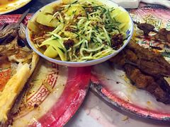 -布尔津河堤夜市