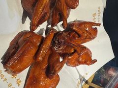 -鸽子侯·家宴·平价海鲜(市图书馆店)