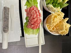 -野迹·石橄榄鸡·烧烤(新洲店)