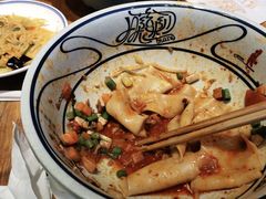 -陇上秦轩西安biangbiang面(EFC欧美金融商业城店)