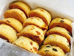 -SKROLL卡特司库·蛋糕定制·生吐司·司康(古北程家桥店)