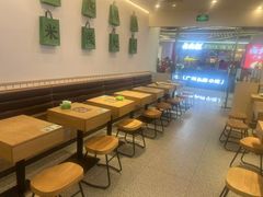 -蒙自源米线大王(花园城商场店)