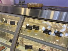 面包甜点陈列柜-李大牛和刘大力手作甜品(凯德店)