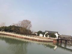-八大山人梅湖景区