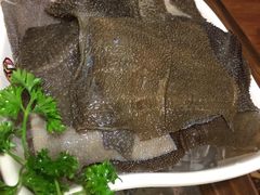 鲜毛肚-憨石匠鲜菜土火锅(昆都店)