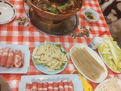 -東豫狼烧烤. 碳火烤鱼. 小龙虾(上海首店)