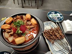 -许哥东北烧烤·铁丳烤串·宫后夹肉(繁花中心店)