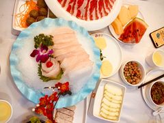 -德天肥牛海鲜火锅(龙吟坊店)