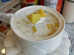 -捷信牛奶甜品世家(学府店)