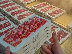 -来龍儿鲜切牛肉自助老火锅