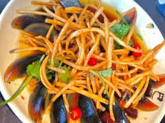 馓子拌皮蛋-巴厘龙虾·榜首油焖大虾(洞庭·艺术洋房店)