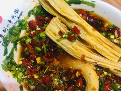 -重庆刘一手火锅(moe店)